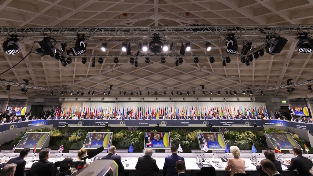 Lucerna Bürgenstock, Imbandieramento in occasione della conferenza di pace